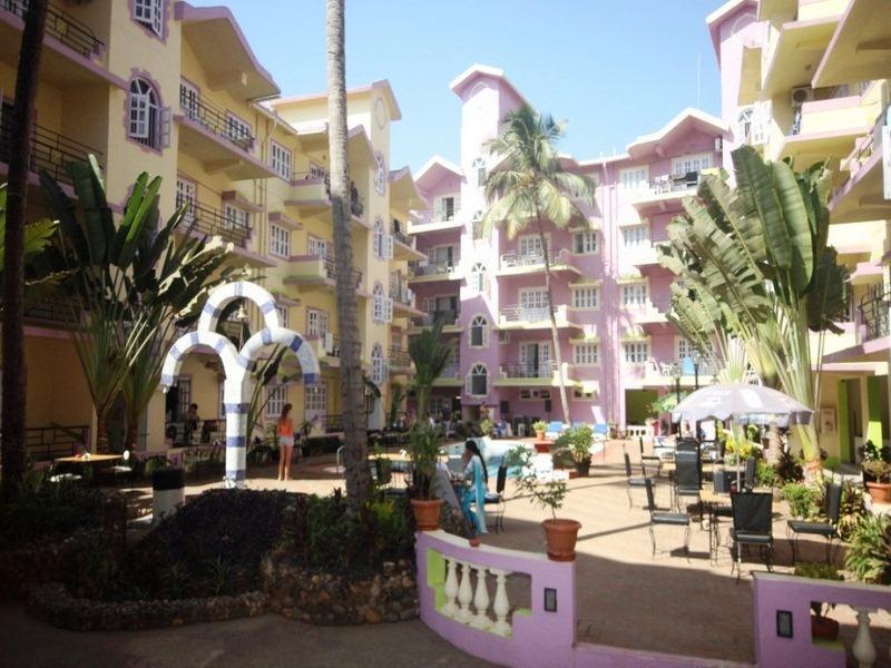 Sodders Renton Manor Hotel Arpora Exterior foto