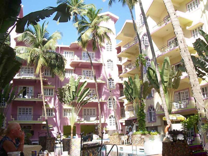 Sodders Renton Manor Hotel Arpora Exterior foto