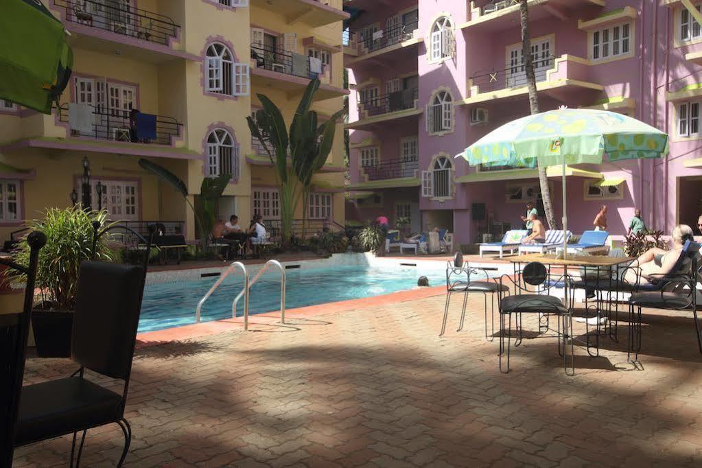 Sodders Renton Manor Hotel Arpora Exterior foto